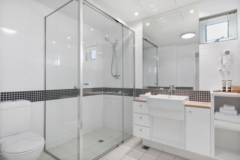 Akama Resort - Rent Accommodation 5