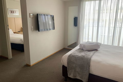 Airport Ascot Motel - Rent Accommodation 3