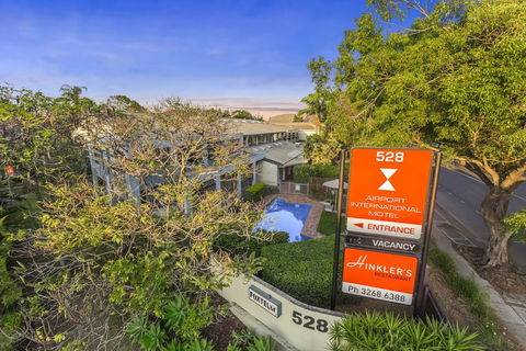 Airport International Hotel Brisbane - Rent Accommodation 0