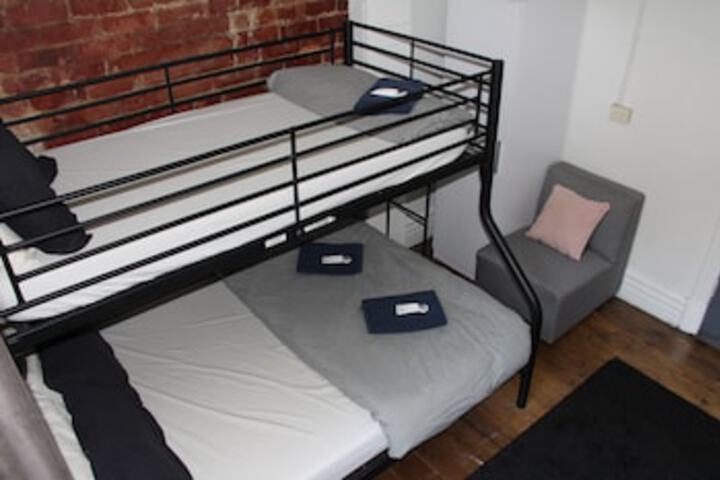 Melbourne VIC Rent Accommodation