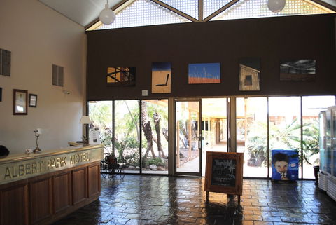 Albert Park Motor Inn - Rent Accommodation 1