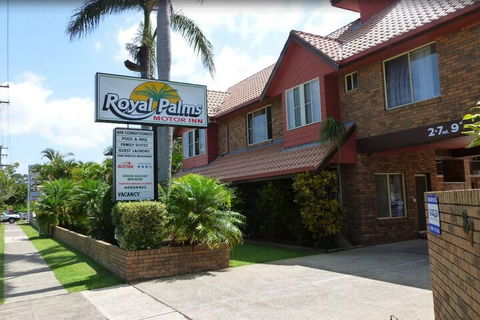 Royal Palms Motor Inn - Rent Accommodation 1