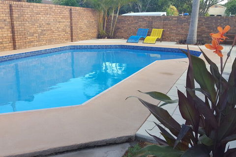 Royal Palms Motor Inn - Rent Accommodation 3