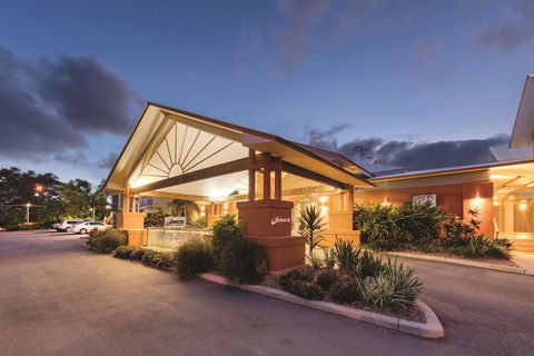 Oaks Broome Hotel - Rent Accommodation 4