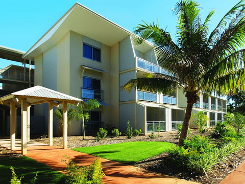 Oaks Broome Hotel - Rent Accommodation 1