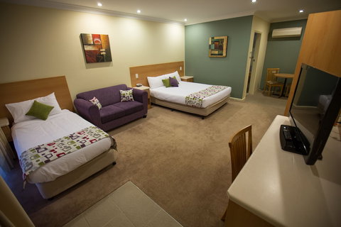 Ibis Styles Orange - Rent Accommodation 6