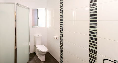 Cable Beachside Villas - Rent Accommodation 5
