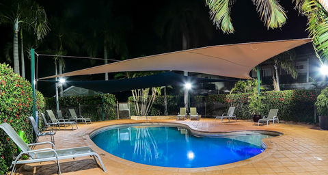 Cable Beachside Villas - Rent Accommodation 1