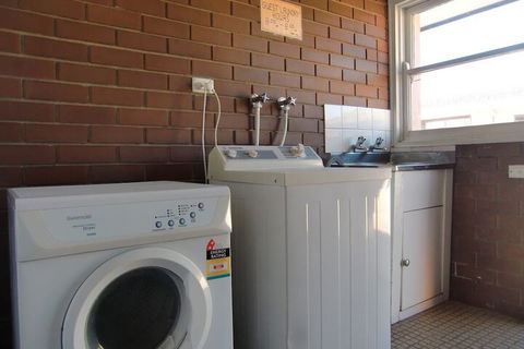 Bairnsdale Kansas City Motel - Rent Accommodation 7