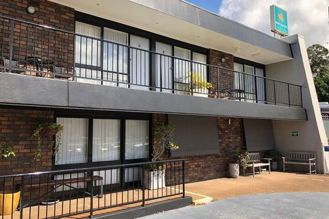 Matador Motor Inn - Rent Accommodation 3