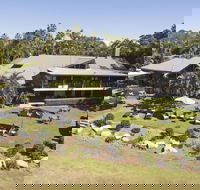 BreakFree Aanuka Beach Resort - Rent Accommodation