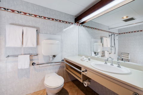 Adelaide Inn - Rent Accommodation 3