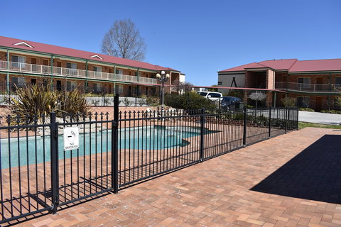 Best Western Plus Ambassador Orange - Rent Accommodation 4