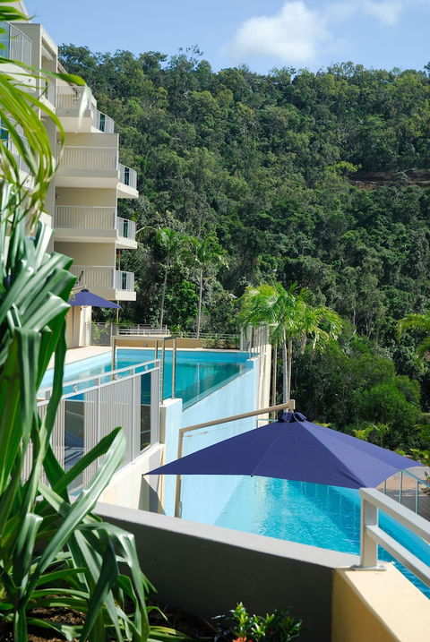 Azure Sea Whitsunday Resort - Rent Accommodation 6