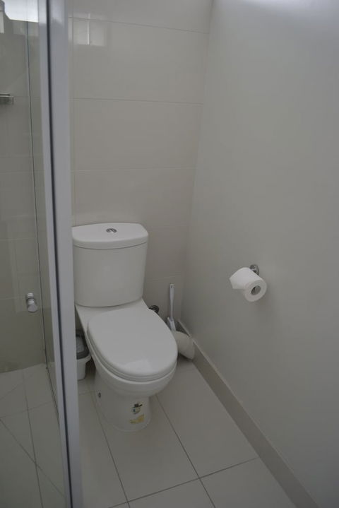 Admiralty Inn - Rent Accommodation 5