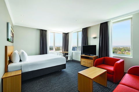 Travelodge Hotel Bankstown Sydney - Rent Accommodation 4
