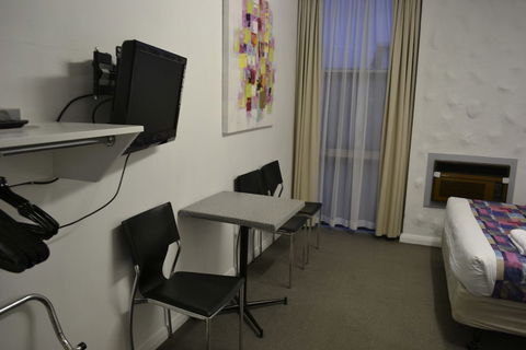 Corio Bay Motel - Rent Accommodation 2