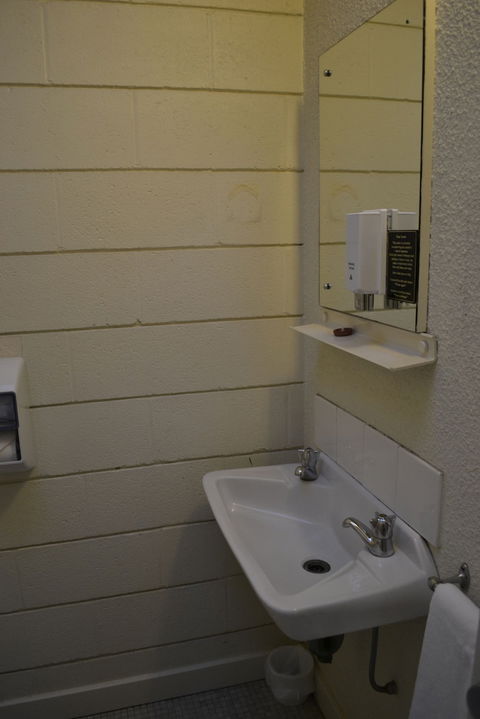 Corio Bay Motel - Rent Accommodation 1