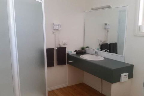 Ararat Southern Cross Motor Inn - Rent Accommodation 4