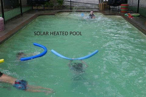 Adina Lodge Holiday Units - Rent Accommodation 2