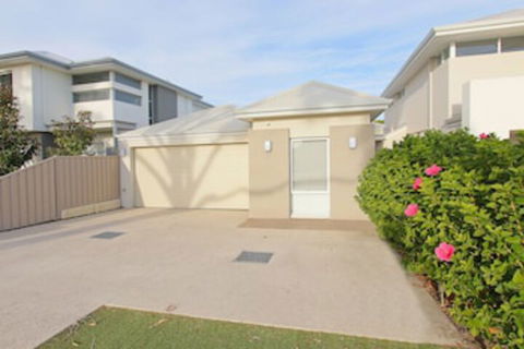 Anastasia Villa - Rent Accommodation 0