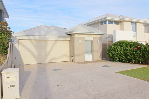 Anastasia Villa - Rent Accommodation 6