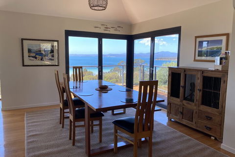 Convict Beach House - Rent Accommodation 1