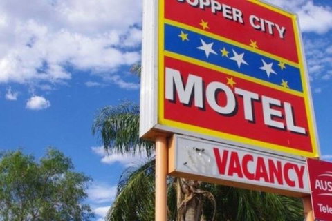 Copper City Motel - Rent Accommodation 3