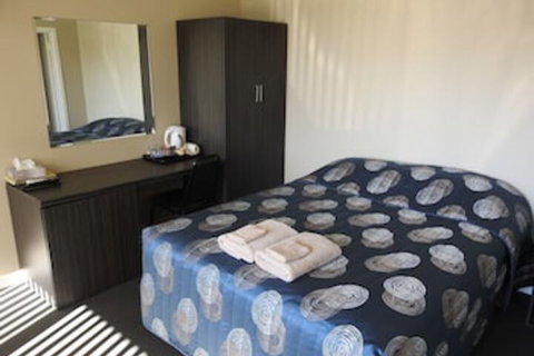 Copper City Motel - Rent Accommodation 0