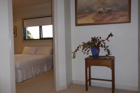 A Colourcity Apartments - Rent Accommodation 5