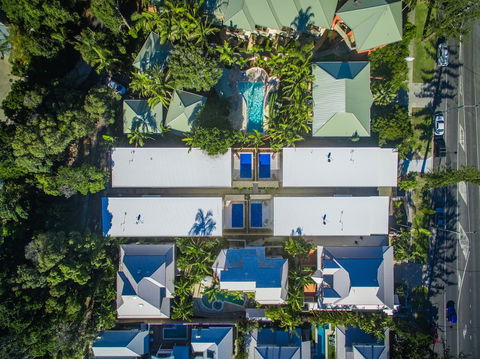 A PERFECT STAY - KoKo's Beach Houses 1 And 2 - Rent Accommodation 5