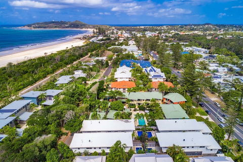 A PERFECT STAY - KoKo's Beach Houses 1 And 2 - Rent Accommodation 2