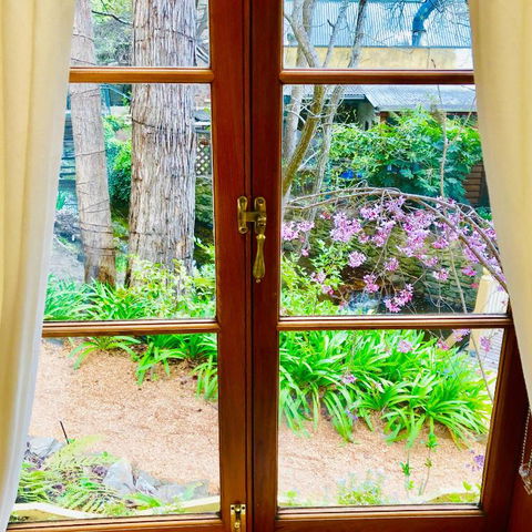 Aldgate Creek Cottage Bed & Breakfast - Rent Accommodation 6
