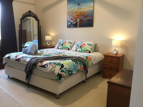 A Homestead On Market - Rent Accommodation 6