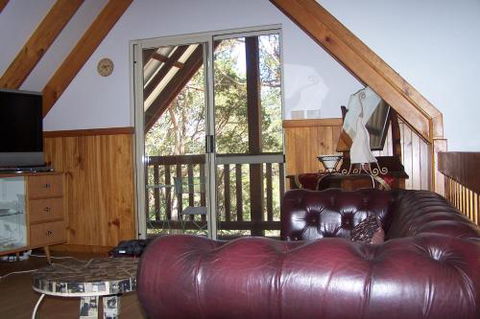 Tall Timbers At Youngs - Rent Accommodation 2
