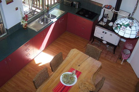 Tall Timbers At Youngs - Rent Accommodation 3