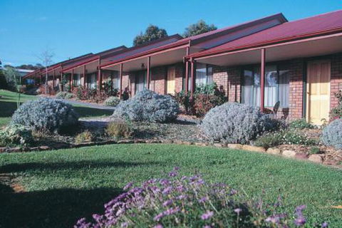 Acacia Apartments - Rent Accommodation 7