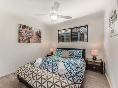 Coolum Waves Pet Friendly Holiday House - Rent Accommodation 1
