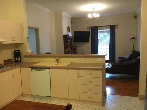 Jasons Place - Rent Accommodation 3