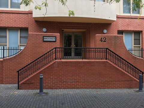 City Escape 3BD In Adelaides East End 5 - Rent Accommodation 0