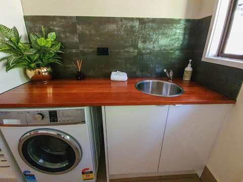 Crystalbrook Cottage - Rent Accommodation 2