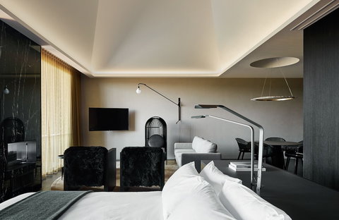 Jackalope Hotel - Rent Accommodation 1