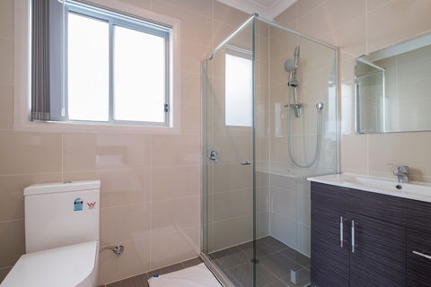 Auspan Guest House - Rent Accommodation 5