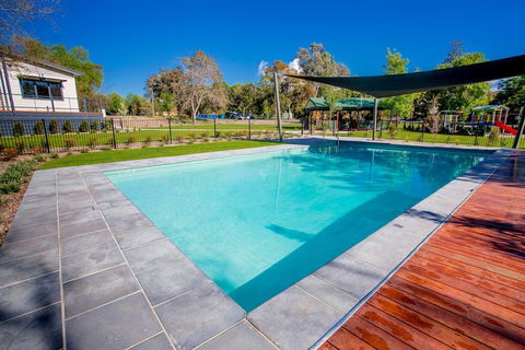 Albury Gardens Tourist Park - Rent Accommodation 3