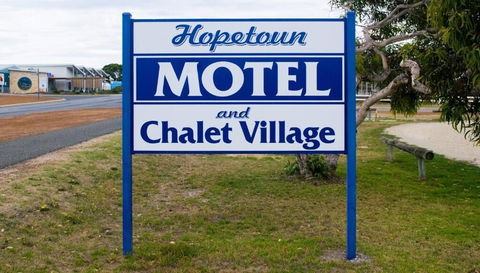 Hopetoun Motel & Chalet Village - Rent Accommodation 2