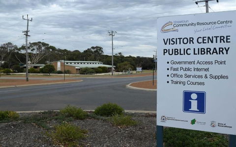 Hopetoun Motel & Chalet Village - Rent Accommodation 4