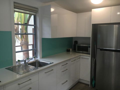 Brodie Beach Bungalow - Rent Accommodation 5