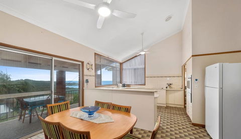 Siesta By The Sea - Rent Accommodation 3