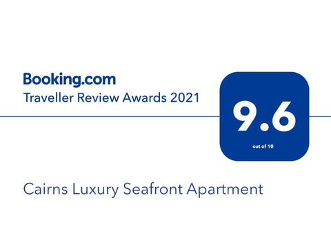 Cairns Luxury Seafront Apartment - Rent Accommodation 3