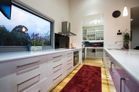 Azura - Rent Accommodation 3